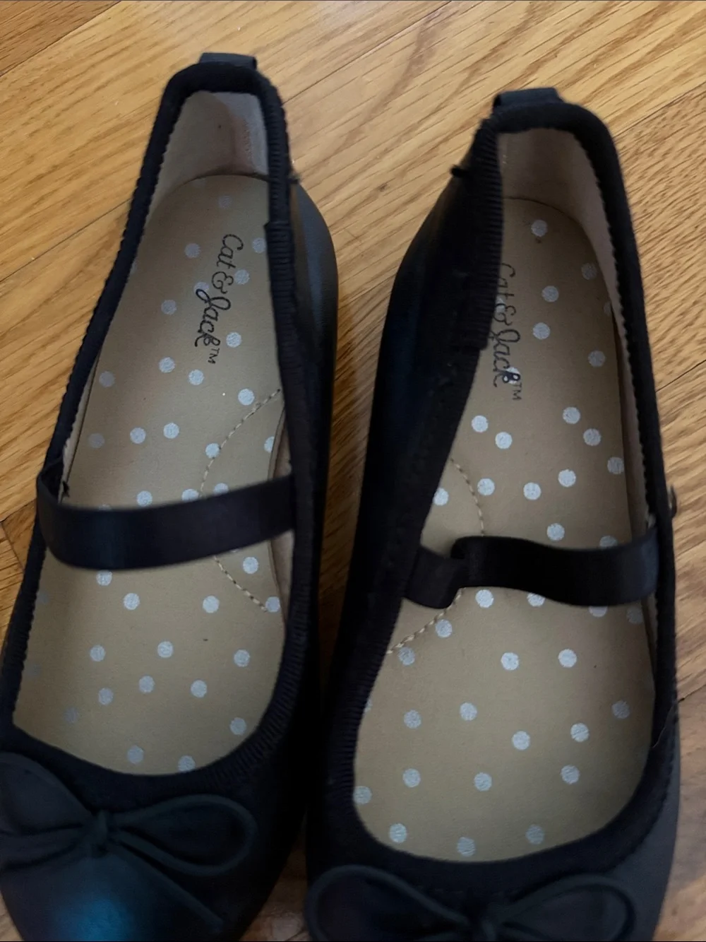 FREE WHEN BUNDLED Cat & Jack Black Girls' Mary Jane Ballet Flats with Bow size 9